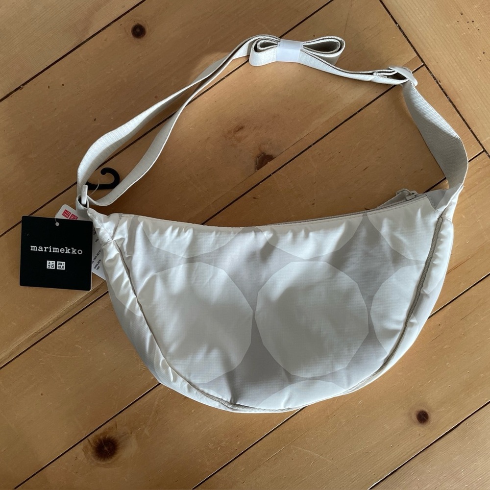 Marimekko x Uniqlo Printed Round Mini Shoulder Bag (Stones aka Kivet)